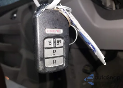 2016 Honda Odyssey Se from USA, damaged, VIN 5FNRL5H37GB086087